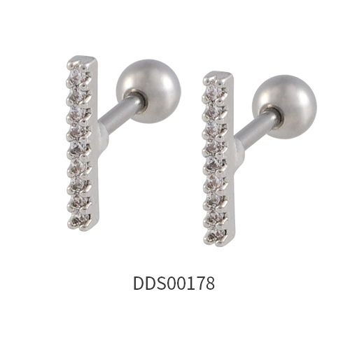 316L Surgical Steel Ear Stud with Stone