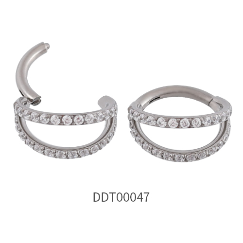 Titanium Segment Ring Clicker 