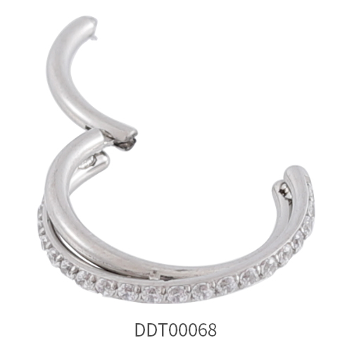 Titanium Segment Ring Clicker 