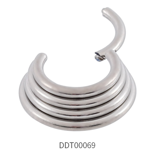 Titanium Segment Ring Clicker 